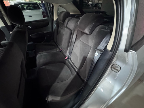 Citroën C4 1.6 GLX 16V FLEX 4P MANUAL