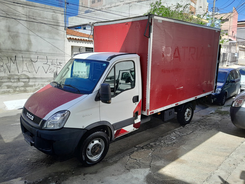 Iveco Daily 35s14 2014 Baú Plataforma Revisada Único Dono
