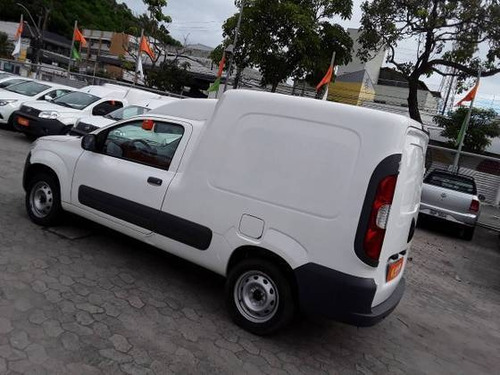 Imagem 6 de 9 de Fiat Fiorino 1.4 Mpi Furgão Hard Working 8v Flex 2p Manual