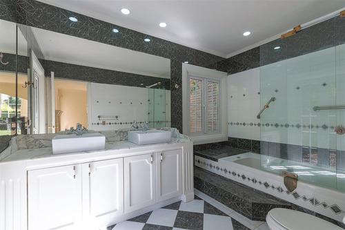 Exclusiva Casa En Lo Curro Con Precioso Jardín