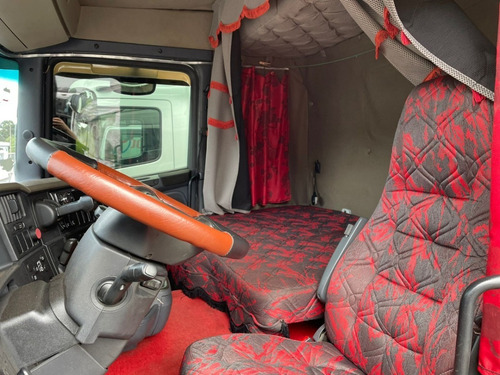 Imagem 11 de 15 de Scania R400 6x2 2014