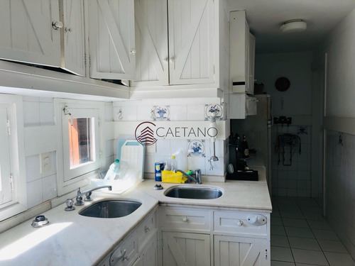 Apartamento En Punta Del Este, Peninsula- Ref: 2535