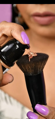 Iluminador Corporal Líquido Body Glow Shine Moonlight Ruby Rose HB-8110