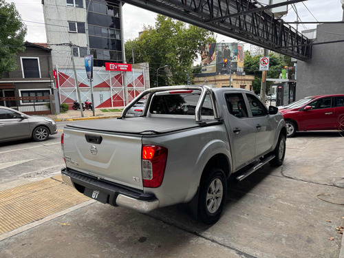 Nissan NP300 2.3 Frontier Se Cd 4x2 Mt