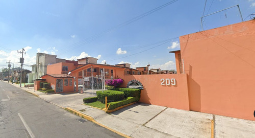 Excelente Oportunidad De Adquirir Esta Casa A Un Excelente Precio