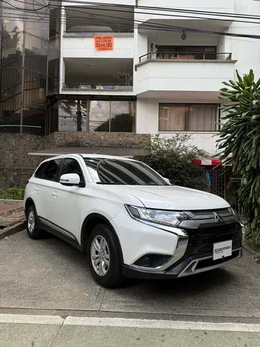 Mitsubishi Outlander 2.4