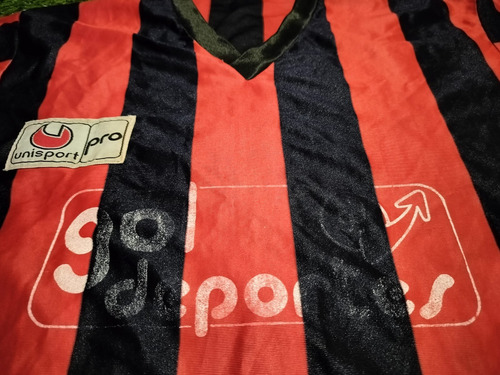 Camiseta Unisport Negra Y Roja (Usado)