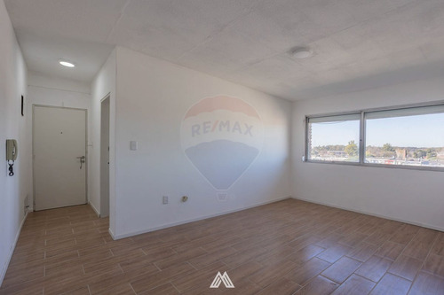 Alquiler Apartamento 3 Dormitorios Y Cochera