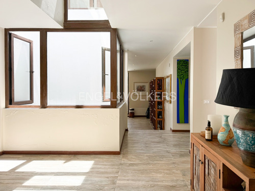 Gran Casa De 5 Dormitorios En Marbella
