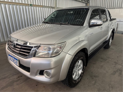 Toyota Hilux 2.7 SRV 4X4 CD 16V FLEX 4P AUTOMÁTICO