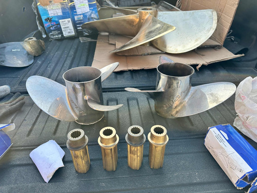 Hélices Motor Fuera De Borda. Mercury Evinrude Yamaha Honda