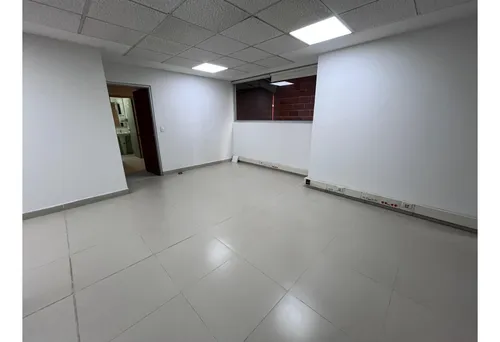 175m2 Local Arriendo En Envigado