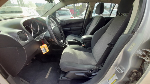 Imagen 11 de 19 de Dodge Caliber Sxt 2.0 At
