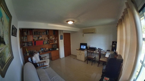 Imagen 9 de 14 de Marol Rentahouse Vende Casa En Guataparo 21-13919