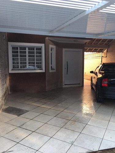 Imagem 2 de 14 de Excelente Casa Medeiros 2 Dorm C/ Ar Condicionado R$625mil