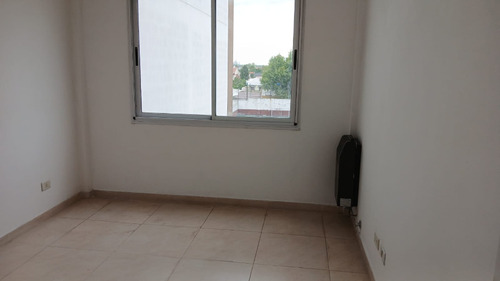 Departamento En Alquiler En Lanus Oeste