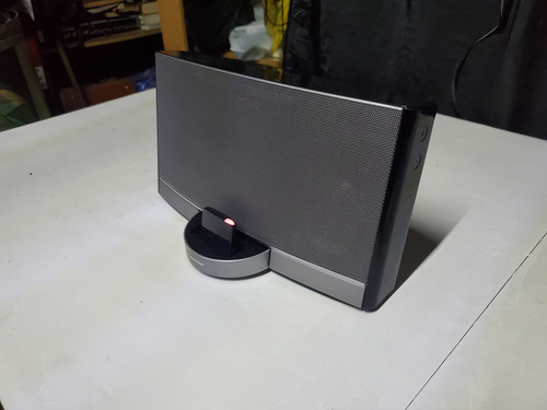 Bose Sounddock Portable Bluethooth, Aux, Bateria Al 100% Negro/gris (Usado)