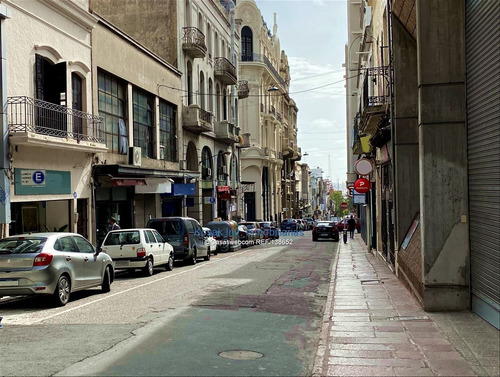 Imagen 4 de 4 de Venta Parking En Ciudad Vieja - Excelente Rentabilidad