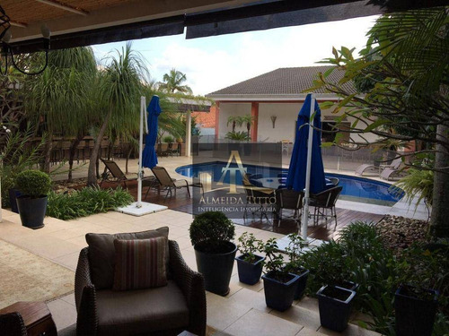 Imagem 6 de 13 de Maravilhosa Casa À Venda No Residencial 2 Em Alphaville Com 1.055 M² De Área Construída - Confira! - Ca2855