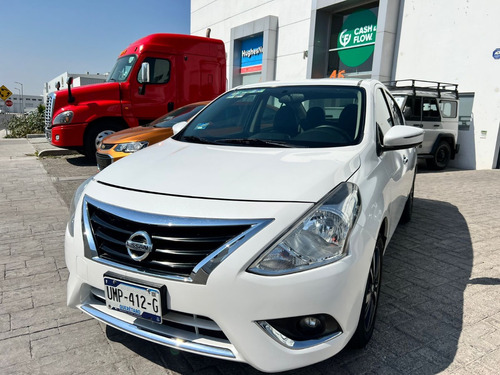 Nissan Versa 1.6 Exclusive Navi At