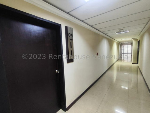 Rahdeleste Oficina En Venta Barquisimeto Trae Para Ti, Amplia Y Cómoda Oficina, En Zona Estratégica Ubicación En El Este De Barquisimeto, En Obra Gris, Para Remodelar