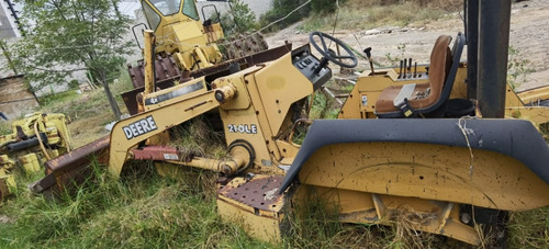 Retroexcavadora John Deere 210le