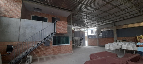 Imagen 2 de 14 de Se Alquila Galpon 600m2 Santa Monica