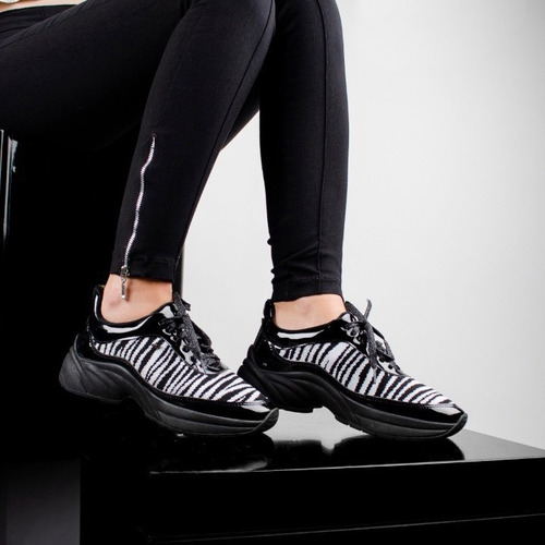 Imagen 6 de 6 de Zapatillas De Mujer De Cuero Zapatos Halep - Ferraro
