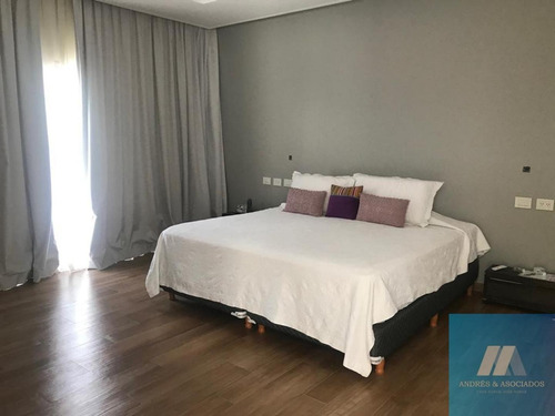 Imagen 15 de 30 de Venta Casa, Bs As Village, Lote 1039 Mts²