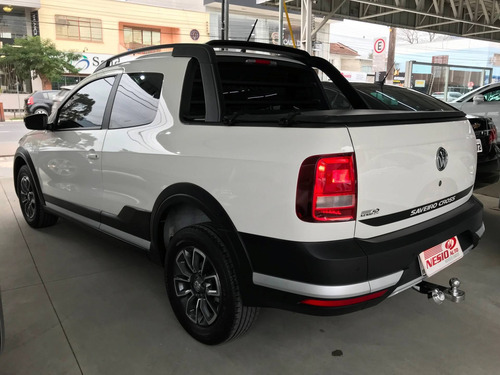 Imagem 12 de 15 de Vw Saveiro 1.6 Cross Cd - 2019