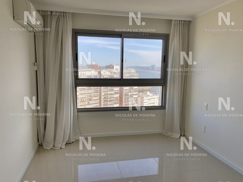 Imagen 28 de 30 de Excelente Duplex En Venta, 2 Dorm, 3 Baños.- Ref: 2438