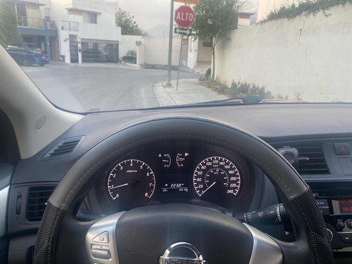 Nissan Sentra 1.8 Sense Mt