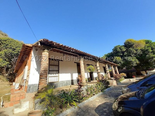 Casa En Venta  Sector El Portete - Choroni,    Mls 23-14710  Km.