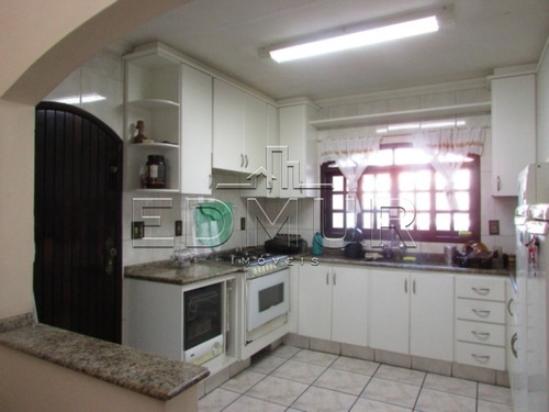Sobrado - Vila Camilopolis - Ref: 16871 - V-16871