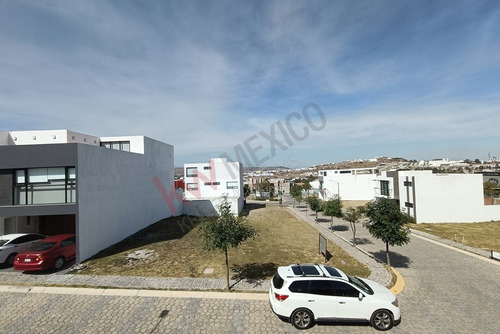 Casa En Venta Con Increibles Acabados, Ideal Para Familia O Inversión