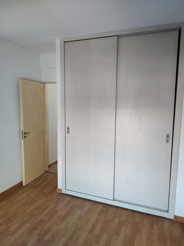 Imagen 13 de 15 de Departamento Al Frente 2 Ambientes Con Balcón