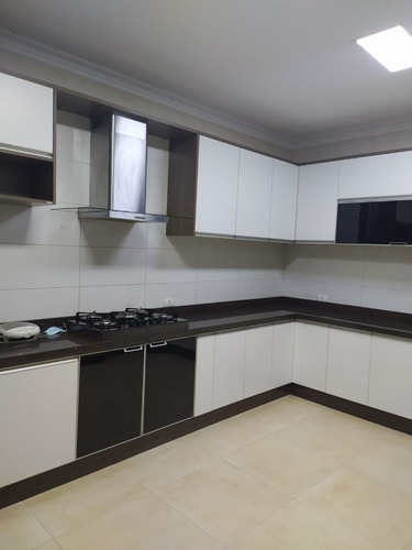 Imagem 21 de 25 de So0002 - Lindo Sobrado De Alto Padrão Para Venda Totalmente Mobiliado Na Região Central No Bairro Maracanã Em Foz Do Iguaçu/pr - So0002
