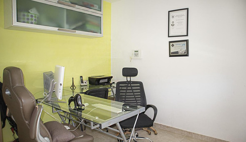Casa En Venta, Con Piscina Y Terraza Bar, En Cumbres Del Lago, Juriquilla