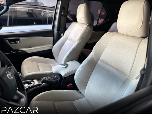 Toyota Hilux SW4 2.8 Tdi Diamante Ii 4x4 7as 6at