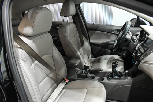 Chevrolet Cruze II 1.4 Sedan Ltz