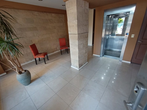 Imagen 3 de 14 de Departamento En Venta En Lanus Este