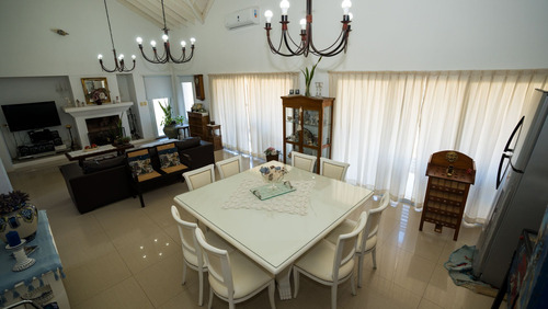 Venta Casa En Fincas De San Vicente