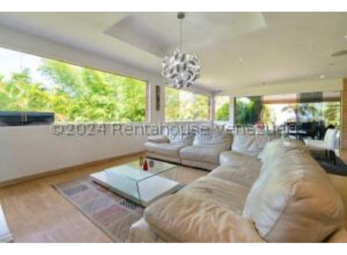 #24-29143 Increíble Casa Ubicada En Alto Hatillo