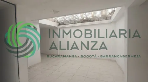 Casa En Venta En La Universidad. Cod V61531