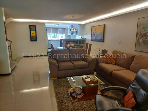 Imagen 14 de 30 de En Exclusivo Conjunto Muy Cerca De Farmatodo El Hatillo, Con Bellas Áreas Sociales, Jardín Privado, Hermosos Towhouse