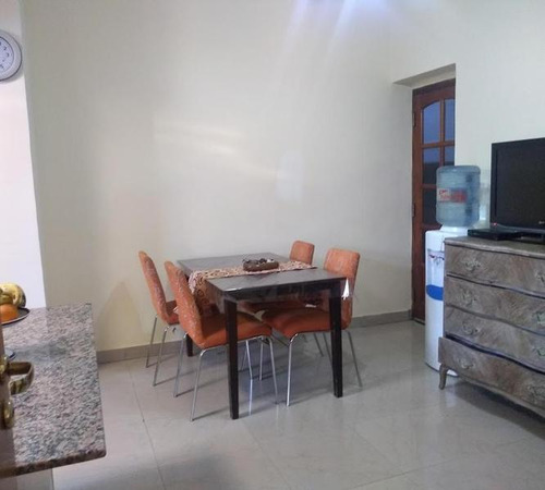 Excelente Chalet 6 Ambientes Con Parque Quincho Y Pileta