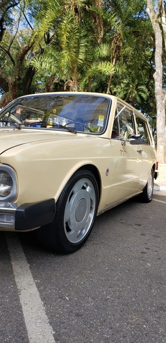 Imagem 2 de 10 de Volkswagen Brasilia