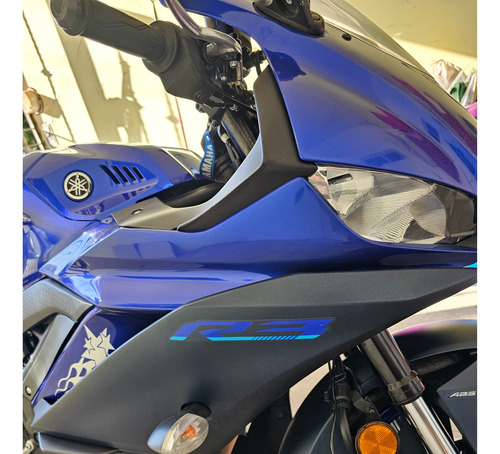Yamaha R3 2023