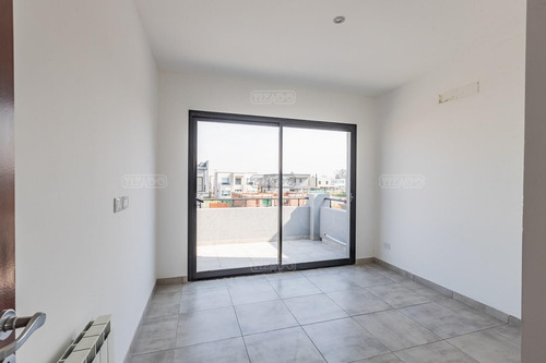 Casa En Venta En Vila Marina Ii, Villanueva, Tigre
