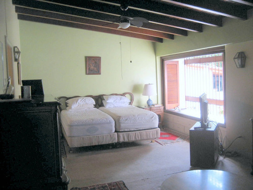 Imagen 15 de 18 de Los Chorros, Bella Y Amplia Casa-quinta Con Jardín En Venta.